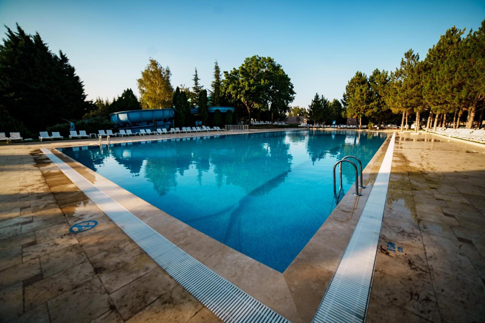 Anadolu Hotels Esenboga Thermal Exterior photo